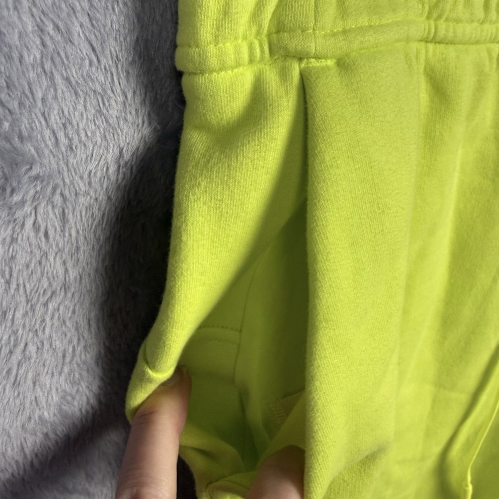 Lululemon Women's Pace Rival High-Rise Swift Shorts Neon Green Size 10 Sporty - Picture 2 of 7